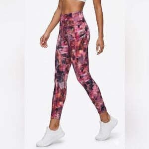 Lululemon Fast & Free 7/8 Tight II *Nulux 25"
Sun Dazed Multi Pink